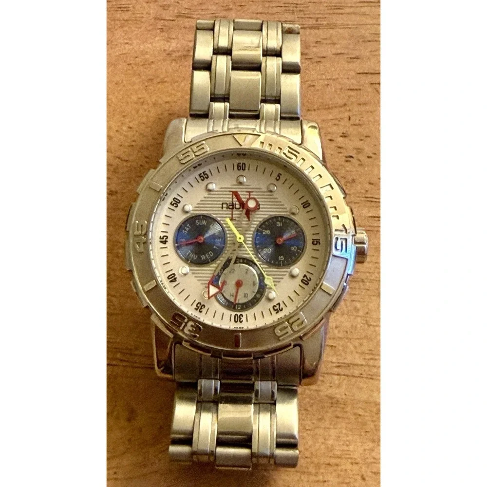 Vintage NAUTICA Day Date large Men's Watch Stainless Diver 100M Needs Battery